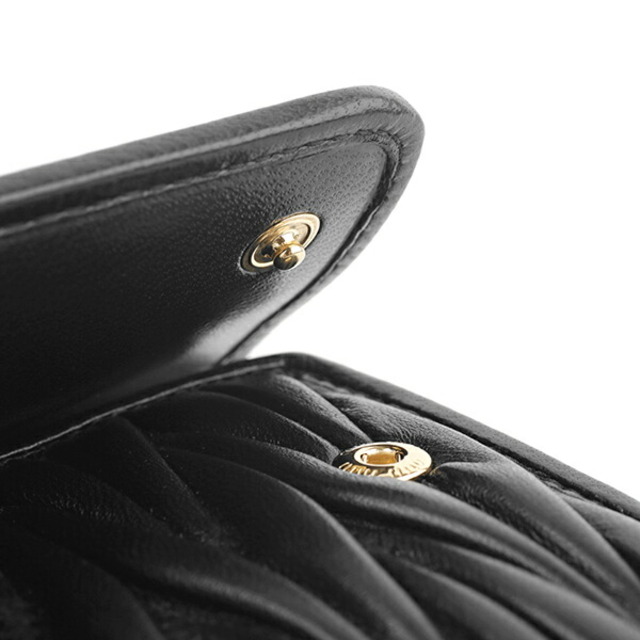 新品 ミュウミュウ MIU MIU 長財布 マテラッセ ブラック 黒