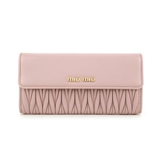 ミュウミュウ マトラッセ(ピンク/桃色系)の通販 300点以上 | miumiu ミュウミュウ マトラッセ(ピンク/桃色系)の通販 300点以上 | miumiu