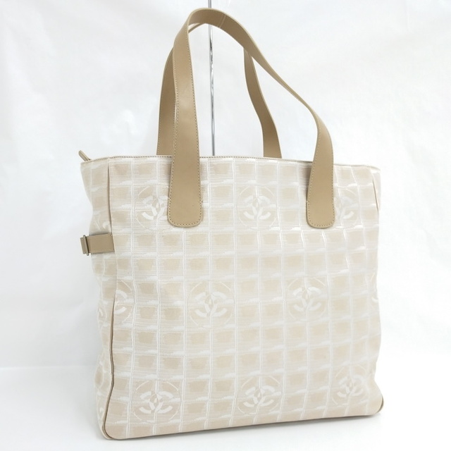 CHANEL シャネル ニュー トラベルライン トート GM ナイロン ベージュ