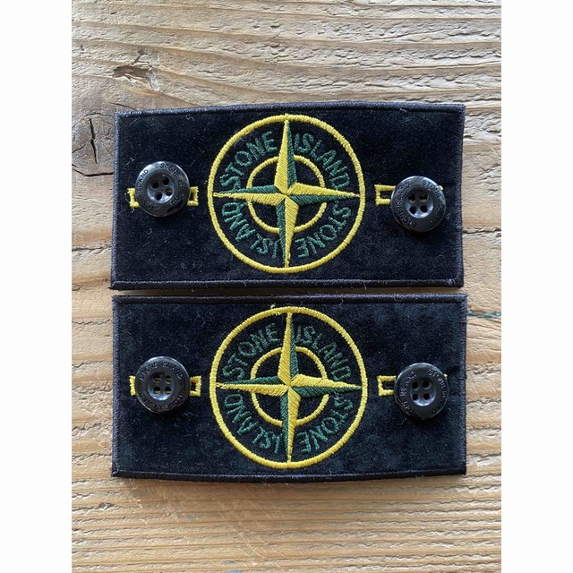 STONE ISLAND ワッペン 2枚セット　ゴースト×1 白黒×1