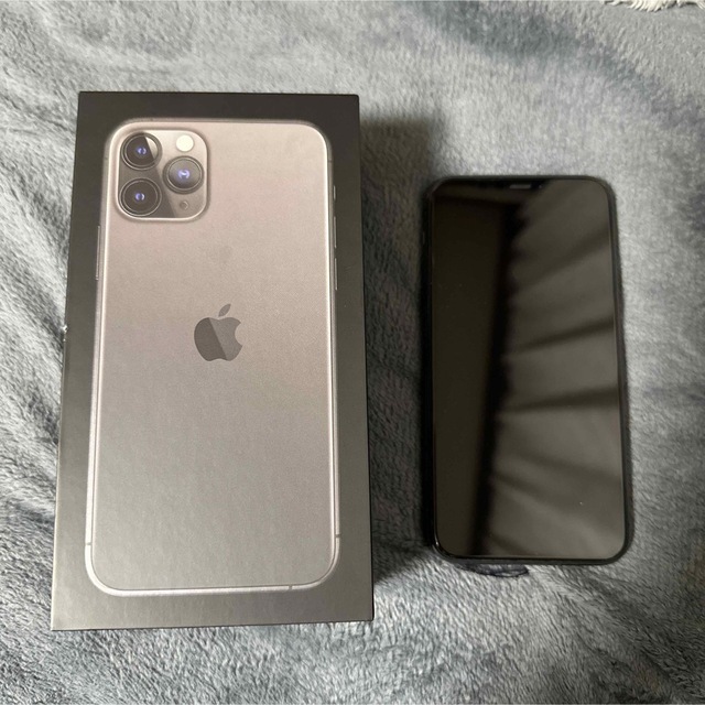 iPhone11Pro SpaceGray 256GB スマホ/家電/カメラのスマートフォン/携帯電話(スマートフォン本体)の商品写真