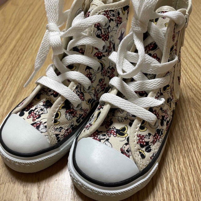 CONVERSE(コンバース)のコンバース　オールスター　ハイカット　ミニーちゃん　ディズニー　コラボ キッズ/ベビー/マタニティのキッズ靴/シューズ(15cm~)(スニーカー)の商品写真