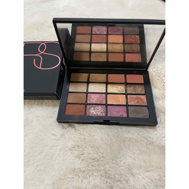 NARS(ナーズ)の今期限定♡ NARS ナーズ  サマーアンレイテッド　アイシャドー　パレット コスメ/美容のベースメイク/化粧品(アイシャドウ)の商品写真