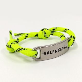 バレンシアガ(Balenciaga)のBALENCIAGA プレート ロゴ ブレスレット メッキ シルバー イエロー(ブレスレット/バングル)