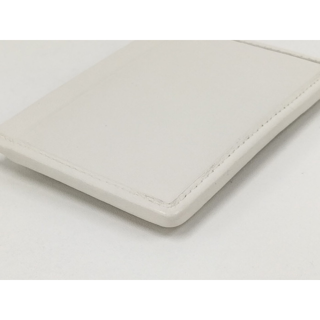 miumiu カードケース マテラッセ レザー ホワイト 5MC208