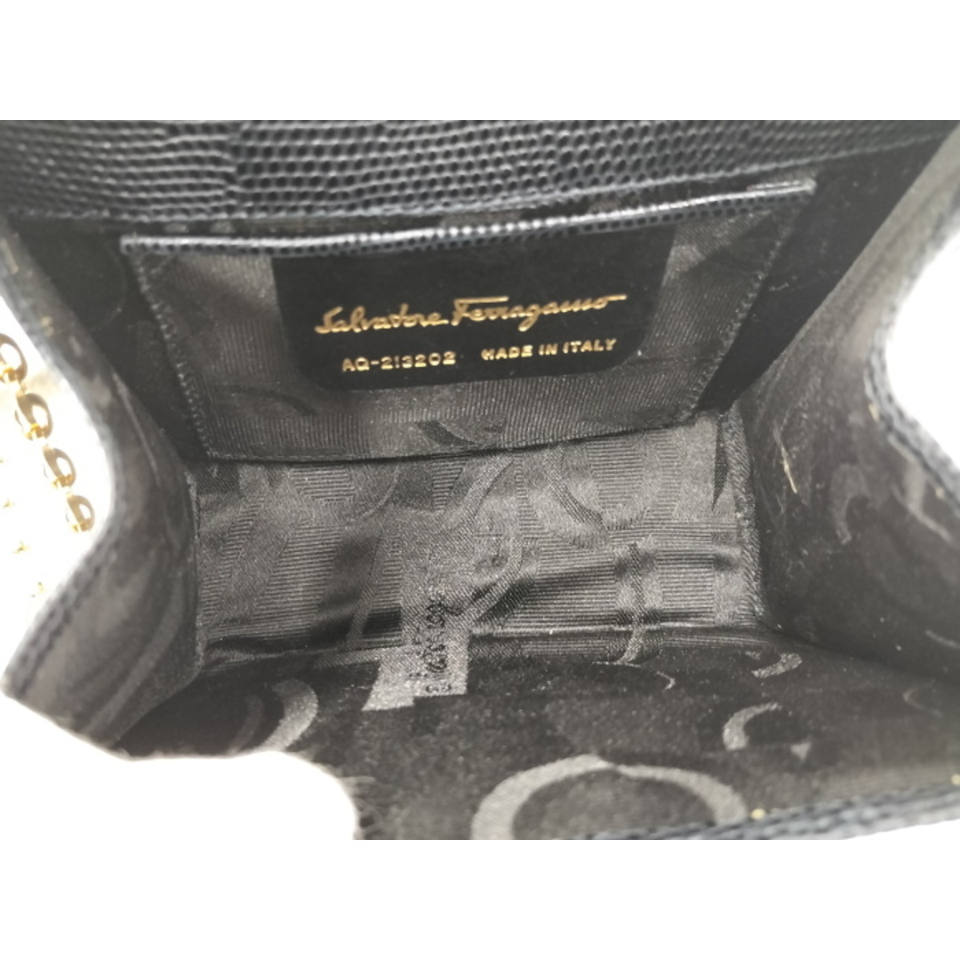 Salvatore Ferragamo チェーンショルダーバッグ ヴァラリボン