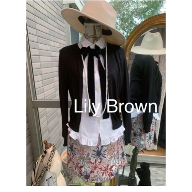 Lily Brown(リリーブラウン)の綺麗なお姉さんのリリーブラウンお洒落スカート レディースのスカート(ひざ丈スカート)の商品写真
