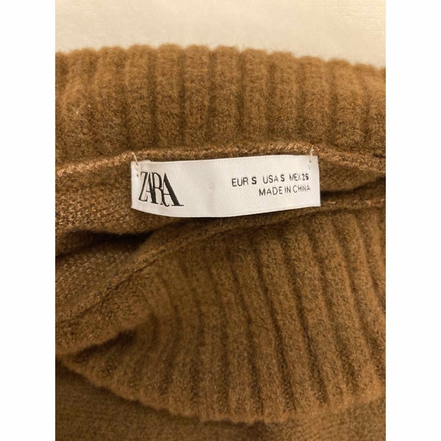 ZARA(ザラ)のZARA ボタンニットセーター レディースのトップス(ニット/セーター)の商品写真