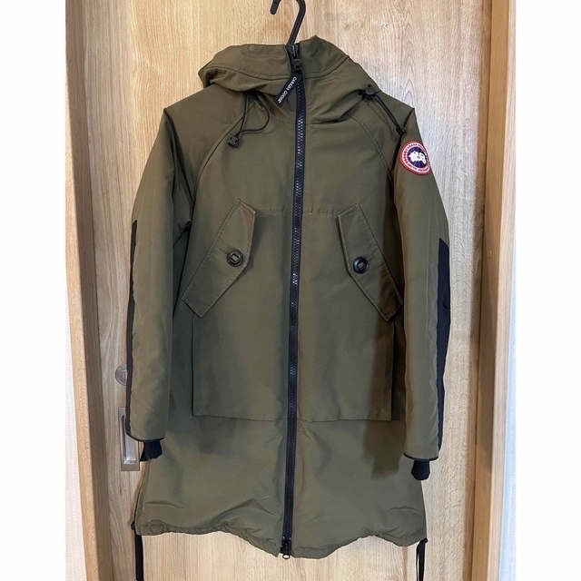 CANADA GOOSE(カナダグース)のK7様専用 美品！カナダグース OLYMPIA PARKA 5803L  レディースのジャケット/アウター(ダウンジャケット)の商品写真