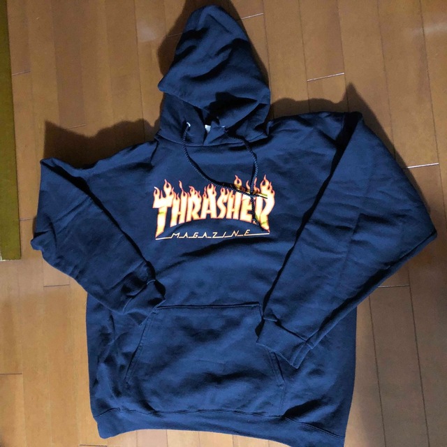 THRASHERパーカー