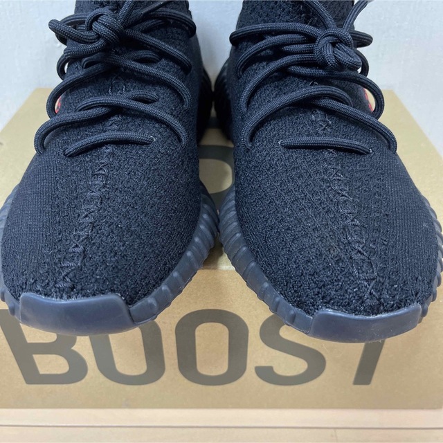 YEEZY BOOST 350 V2 CORE BLACK/SOLAR RED