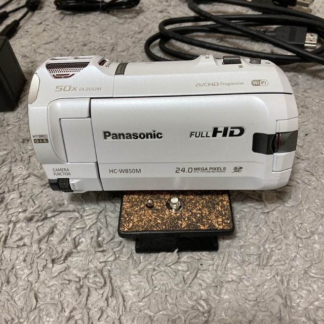 ビデオカメラPanasonic HC-W850M ホワイト