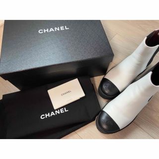 シャネル(CHANEL)の【美品】シャネル CHANEL ショートブーツ(ブーツ)