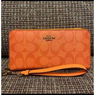 コーチ(COACH) シグネチャー 財布(レディース)（オレンジ/橙色系）の