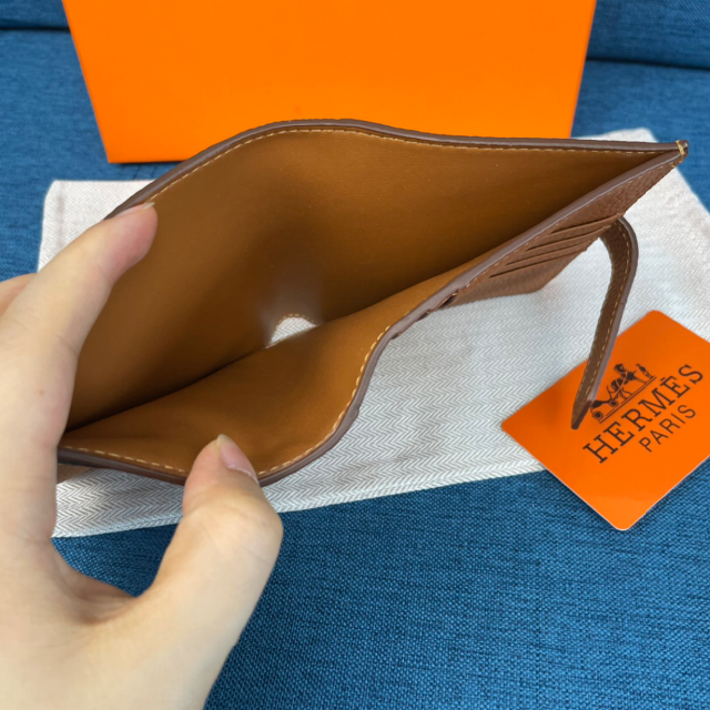 最終値下げ!超珍品・レア・ エルメスベアンコンパクト ゴールド