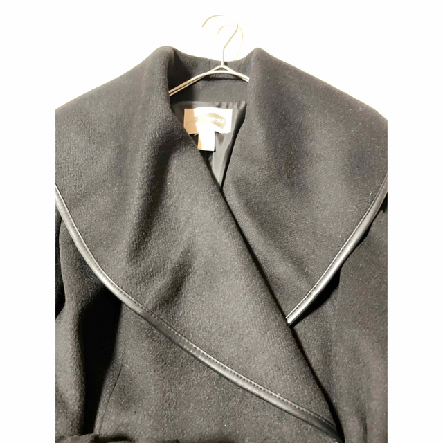 FOREVER 21(フォーエバートゥエンティーワン)のフォーエバー21ブラックコート size S レディースのジャケット/アウター(ロングコート)の商品写真