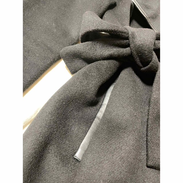 FOREVER 21(フォーエバートゥエンティーワン)のフォーエバー21ブラックコート　size S レディースのジャケット/アウター(ロングコート)の商品写真