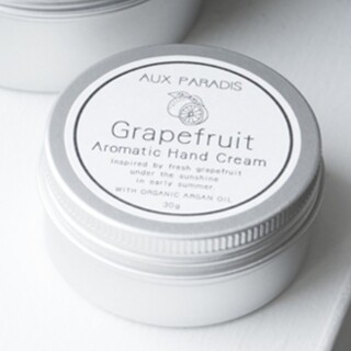 オゥパラディ(AUX PARADIS)の新品・未開封 AUX PARADIS ハンドクリーム Grapefruit(ハンドクリーム)