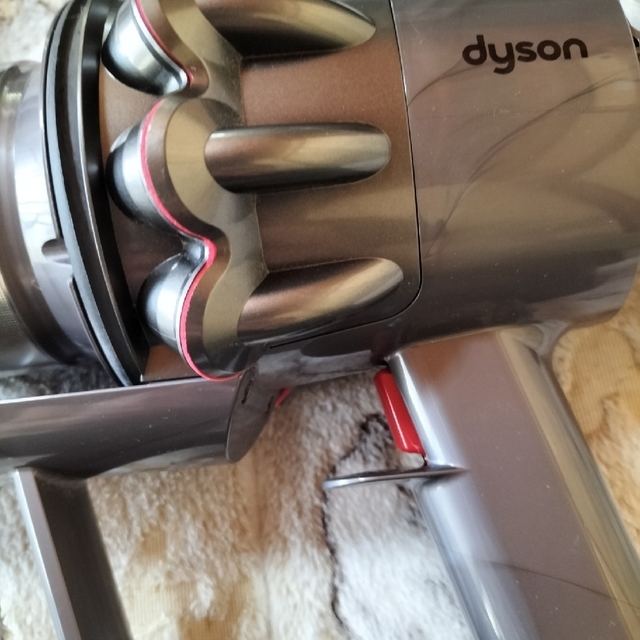 Dyson(ダイソン)のダイソン V11  ジャンク品 スマホ/家電/カメラの生活家電(掃除機)の商品写真