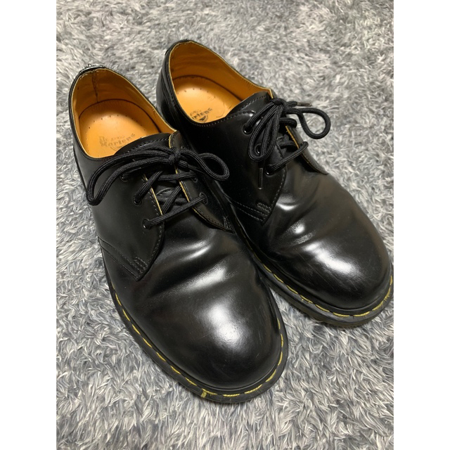 Dr.Martens(ドクターマーチン)のdr marten 3ホール　uk9 ドクターマーチン　27cm〜27.5cm メンズの靴/シューズ(ブーツ)の商品写真