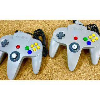 ニンテンドウ64(NINTENDO 64)のニンテンドー64 コントローラ 2個セット 動作確認済み Nintendo 64(家庭用ゲーム機本体)