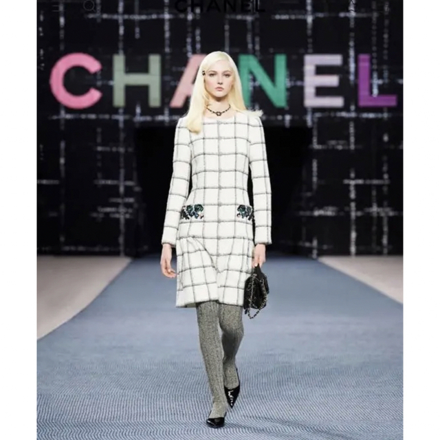 CHANEL(シャネル)のシャネル 22/23AW カシミヤ　ソックス タイツ レディースのトップス(ニット/セーター)の商品写真