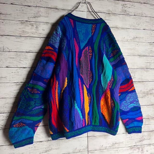 COOGI(クージー)の【幻の一点モノ】COOGI カーディガン 立体 編み込み 3D 入手困難Cボタン メンズのトップス(カーディガン)の商品写真