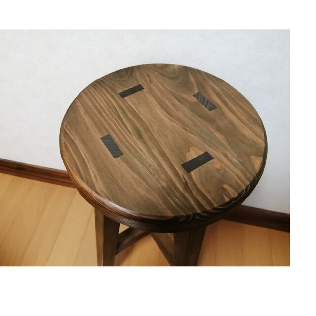 木製スツール　高さ58cm　丸椅子　stool　猫犬 インテリア/住まい/日用品の椅子/チェア(スツール)の商品写真
