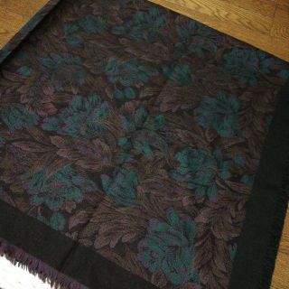 45超美品 ヴァレンティノガラヴァーニ 膝掛け ブランケット ストール