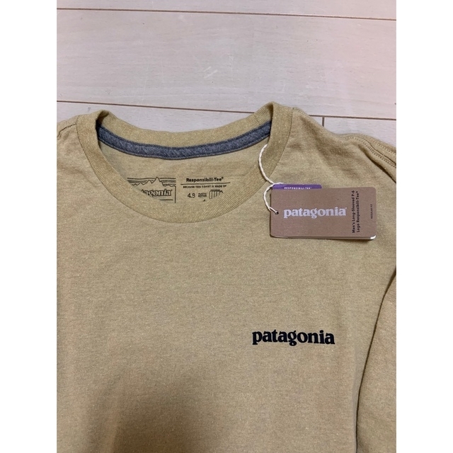 patagonia(パタゴニア)の専用商品　国内正規品 Lサイズ タン パタゴニア P-6  ロンT  メンズのトップス(Tシャツ/カットソー(七分/長袖))の商品写真