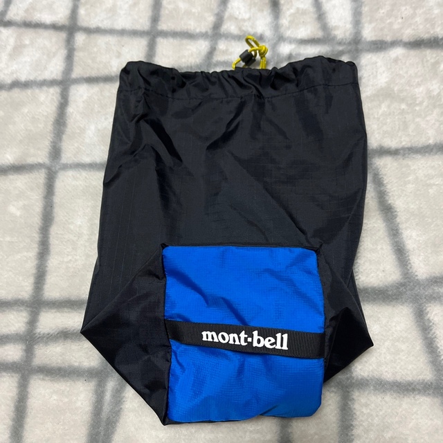 mont bell(モンベル)の非売品　美品　モンベル　クレッパー　レインコート　120 キッズ/ベビー/マタニティのキッズ服男の子用(90cm~)(ジャケット/上着)の商品写真