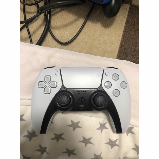 PlayStation(プレイステーション)のps5 コントローラー　中古　ジャンク　ドリフト エンタメ/ホビーのゲームソフト/ゲーム機本体(その他)の商品写真