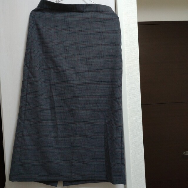 GU(ジーユー)のチェックナロースカート レディースのスカート(ロングスカート)の商品写真