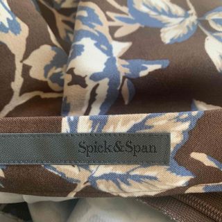 スピックアンドスパン(Spick & Span)のスピックアンドスパン　花柄スカート(ロングスカート)