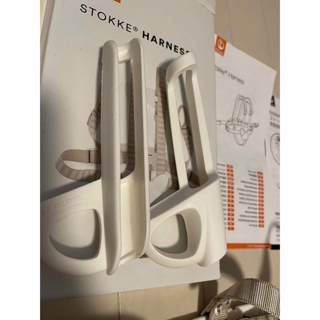 Stokke(ストッケ)のトリップ トラップ チェア用5点式ハーネス キッズ/ベビー/マタニティの授乳/お食事用品(その他)の商品写真