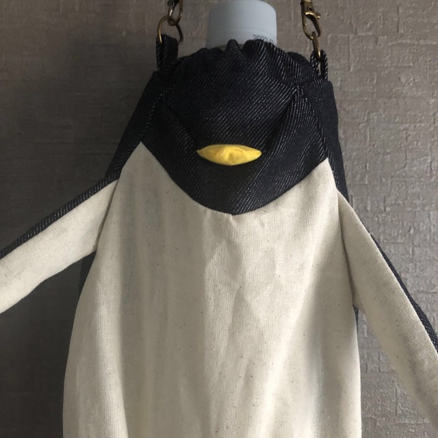 大人気　ペンギン　ペットボトル　ケース　水筒　 ハンドメイドのキッズ/ベビー(外出用品)の商品写真
