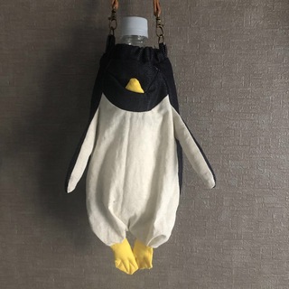 大人気　ペンギン　ペットボトル　水筒　ケース　小物入れ(外出用品)
