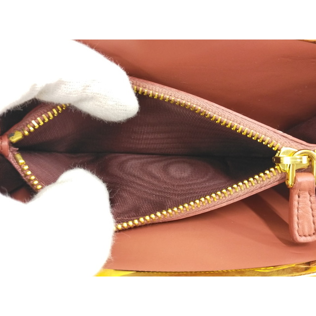 miumiu(ミュウミュウ)のMIUMIU がま口長財布 クロコ型押し レザー ピンク レディースのファッション小物(財布)の商品写真