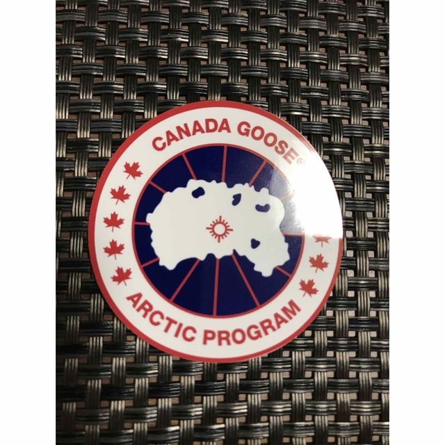CANADA GOOSE(カナダグース)のCANADA GOOSE カナダグース 非売品ステッカー2枚セット メンズのジャケット/アウター(ダウンジャケット)の商品写真