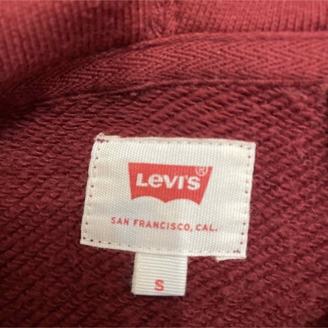 Levi's(リーバイス)のリーバイス　パーカー　sサイズ メンズのトップス(パーカー)の商品写真