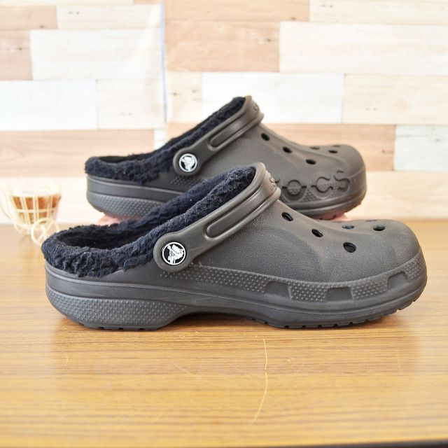 crocs(クロックス)の【crocs】 美品 クロックス ボア付きサンダル ウインタークロッグ M6 メンズの靴/シューズ(その他)の商品写真