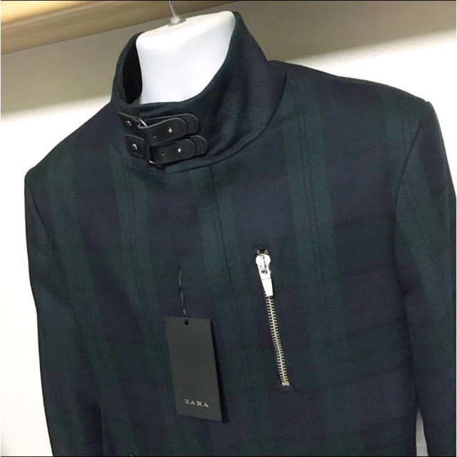 ZARA(ザラ)の半額以下 着心地抜群 ZARA MAN チェック スタンドカラー コート メンズのジャケット/アウター(チェスターコート)の商品写真