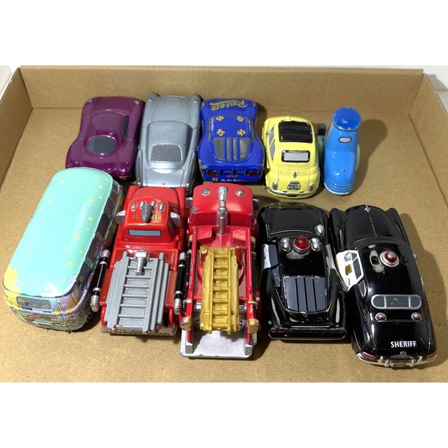 Takara Tomy(タカラトミー)のトミカ カーズ (S15) セット エンタメ/ホビーのおもちゃ/ぬいぐるみ(ミニカー)の商品写真