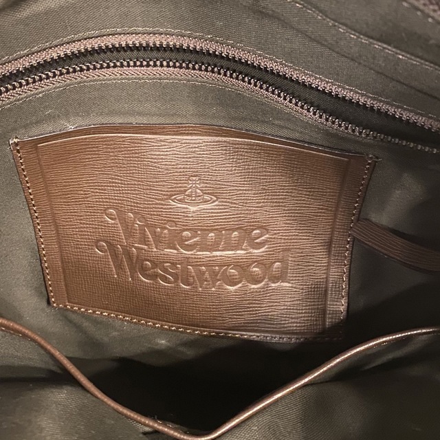 Vivienne Westwood(ヴィヴィアンウエストウッド)のVivienneWestwood ハンドバッグ　カモフラージュ柄 メンズのバッグ(トートバッグ)の商品写真