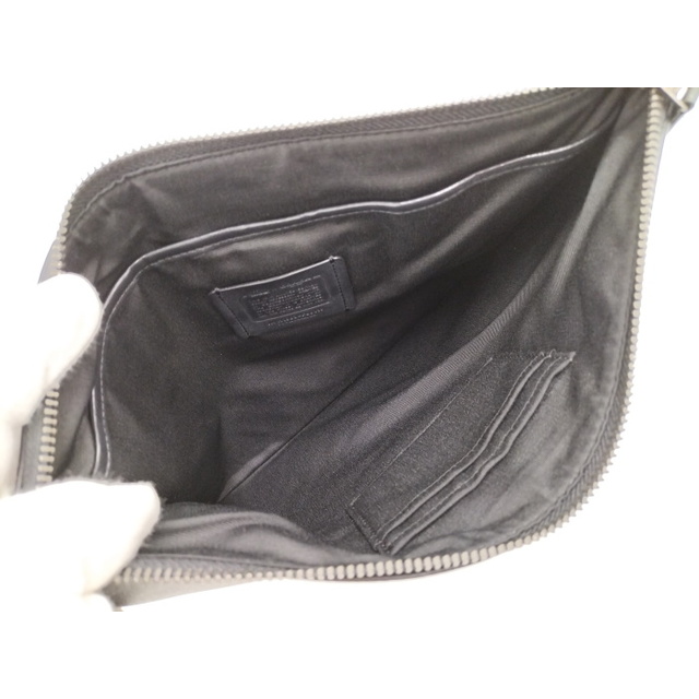 COACH(コーチ)のCOACH セカンドバッグ クラッチバッグ シグネチャー PVCコーティング メンズのバッグ(セカンドバッグ/クラッチバッグ)の商品写真
