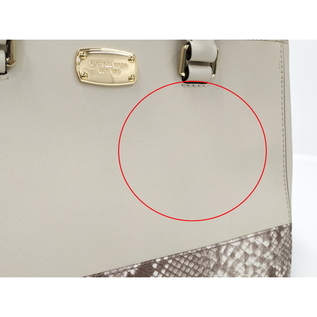 Michael Kors(マイケルコース)のMICHAEL KORS 2WAYショルダーバッグ パイソン アイボリー レディースのバッグ(ショルダーバッグ)の商品写真
