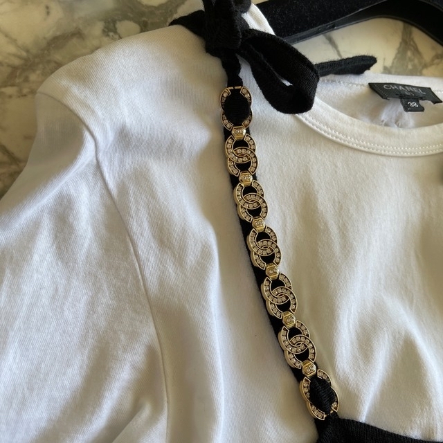 CHANEL(シャネル)の最終クリスマスセール♡ココマーク ワンピース&Tシャツセット♡ノベルティー レディースのワンピース(ミニワンピース)の商品写真