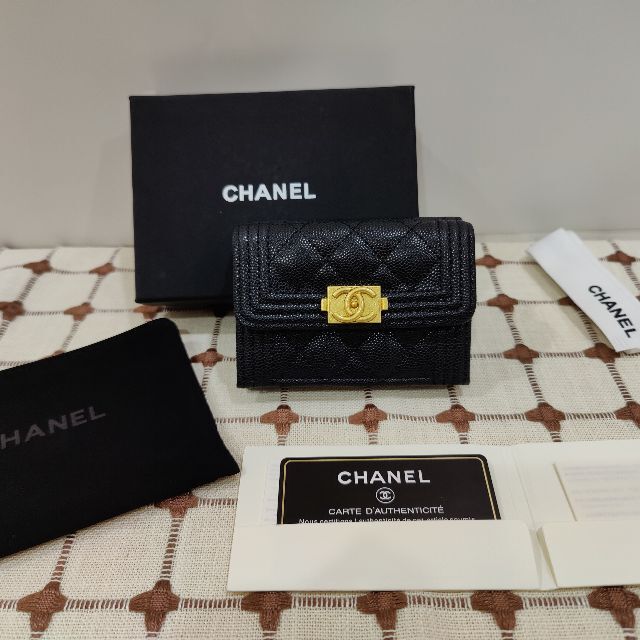 HOT即納 ☆1日使用☆CHANEL スモールフラップウォレット 三つ折財布