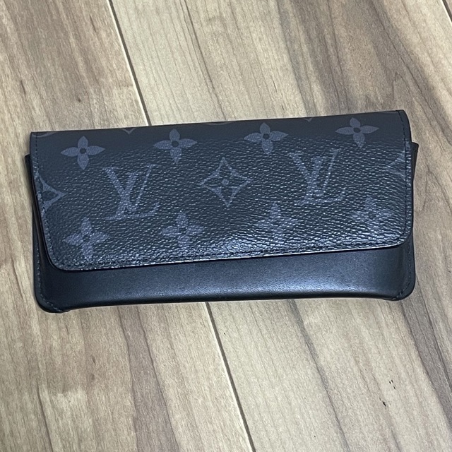 LOUIS VUITTON(ルイヴィトン)のルイヴィトン　エテュイ・リュネット　メガネ　ケース メンズのファッション小物(その他)の商品写真