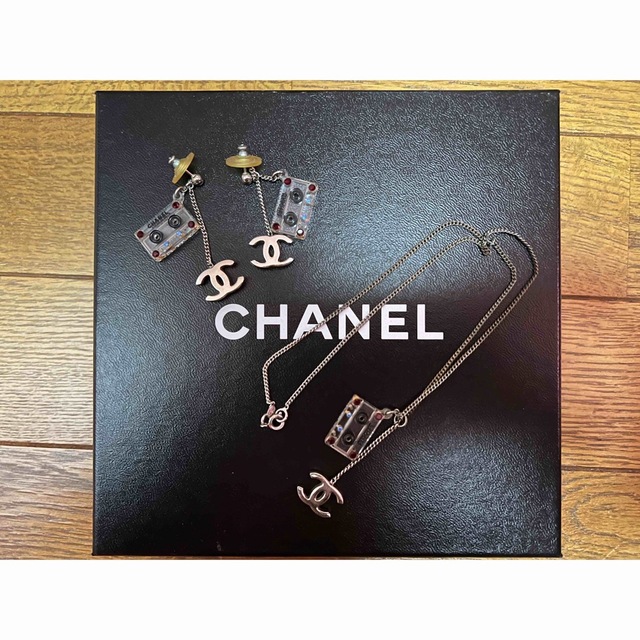 ネックレス〓レア CHANEL シャネル 音楽 カセット ネックレスとピアスセット〓